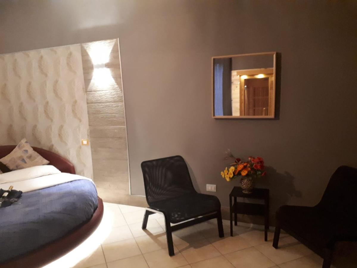 Thaire Resort Castel Volturno Bagian luar foto