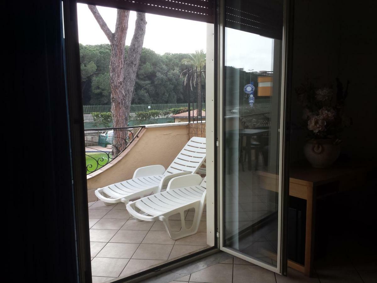 Thaire Resort Castel Volturno Bagian luar foto