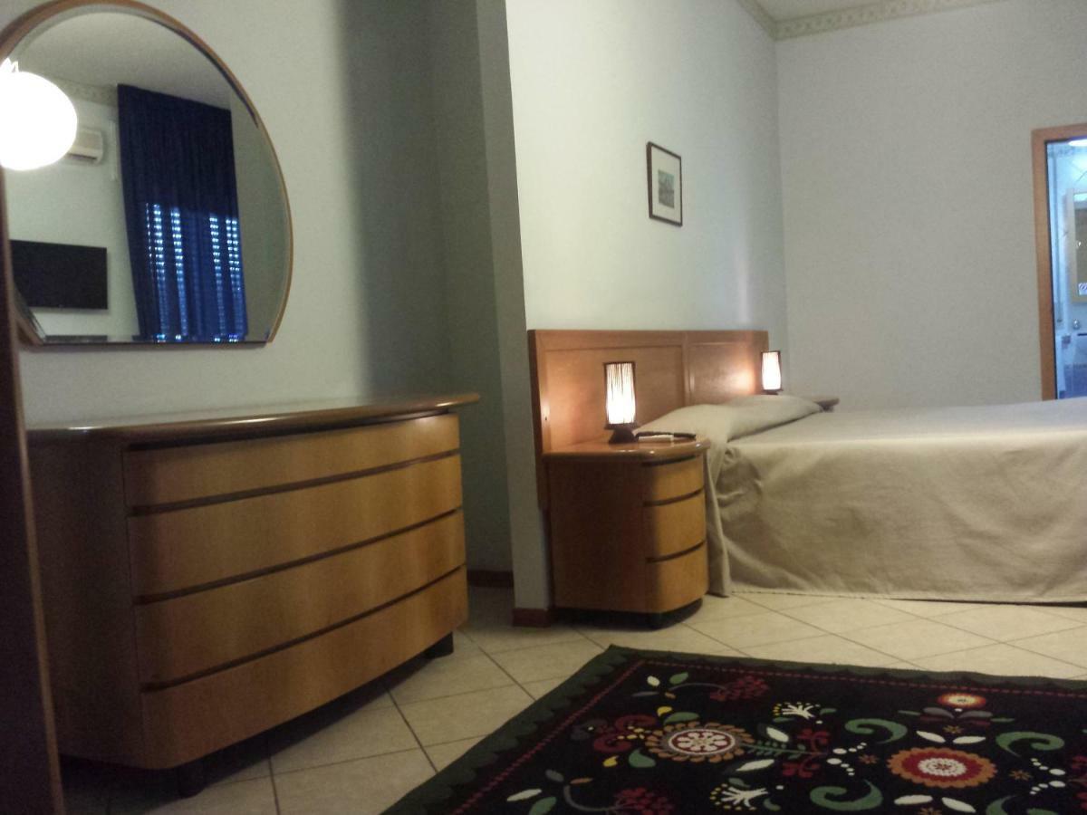 Thaire Resort Castel Volturno Bagian luar foto