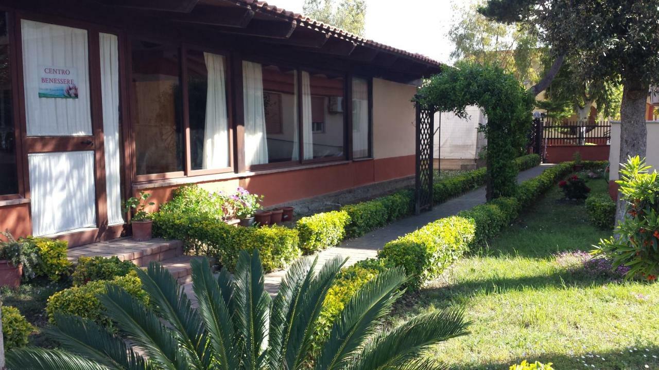 Thaire Resort Castel Volturno Bagian luar foto