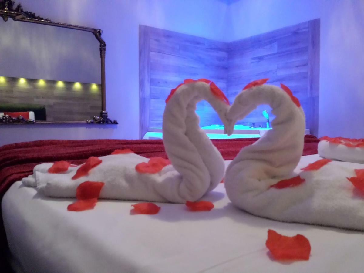 Thaire Resort Castel Volturno Bagian luar foto