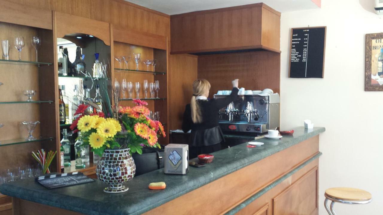Thaire Resort Castel Volturno Bagian luar foto