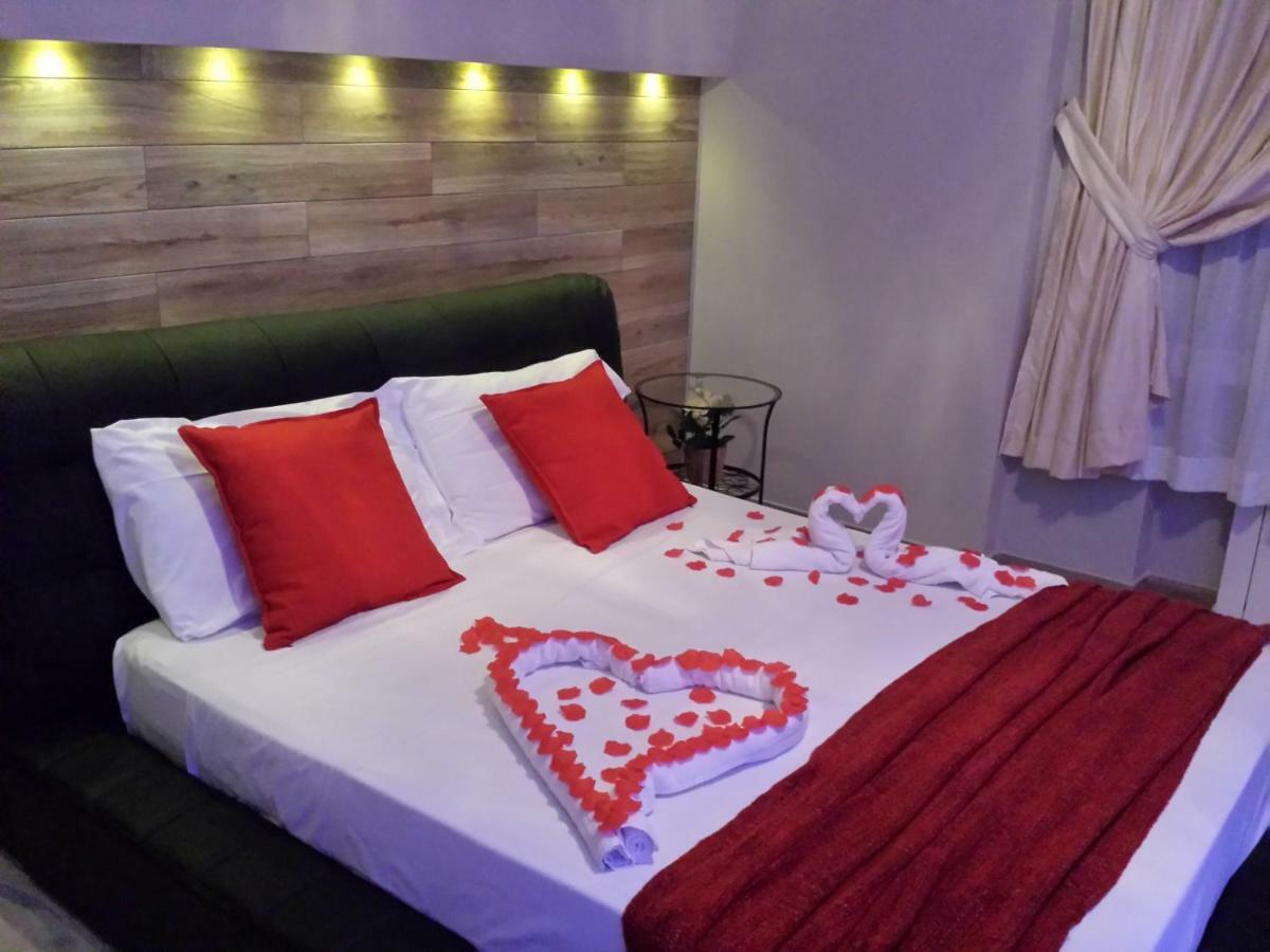 Thaire Resort Castel Volturno Bagian luar foto